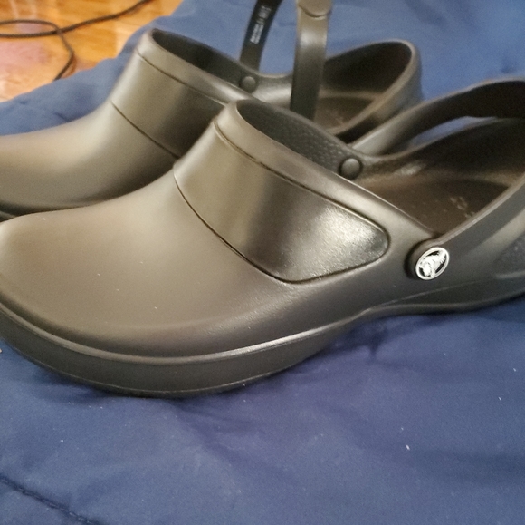 Crocs - Picture 2 of 3